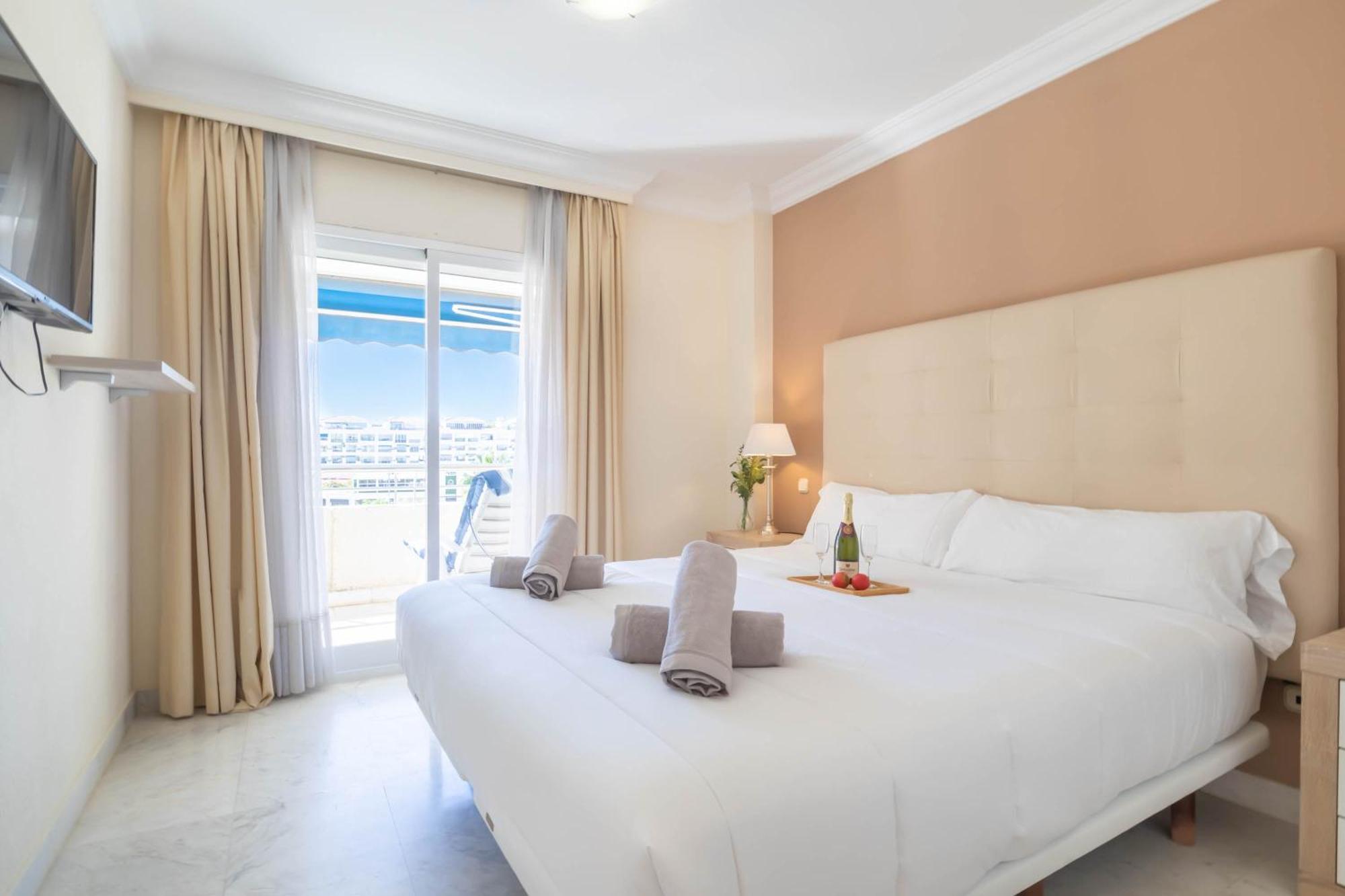Apartamento Marina Banus L Marbella Bagian luar foto